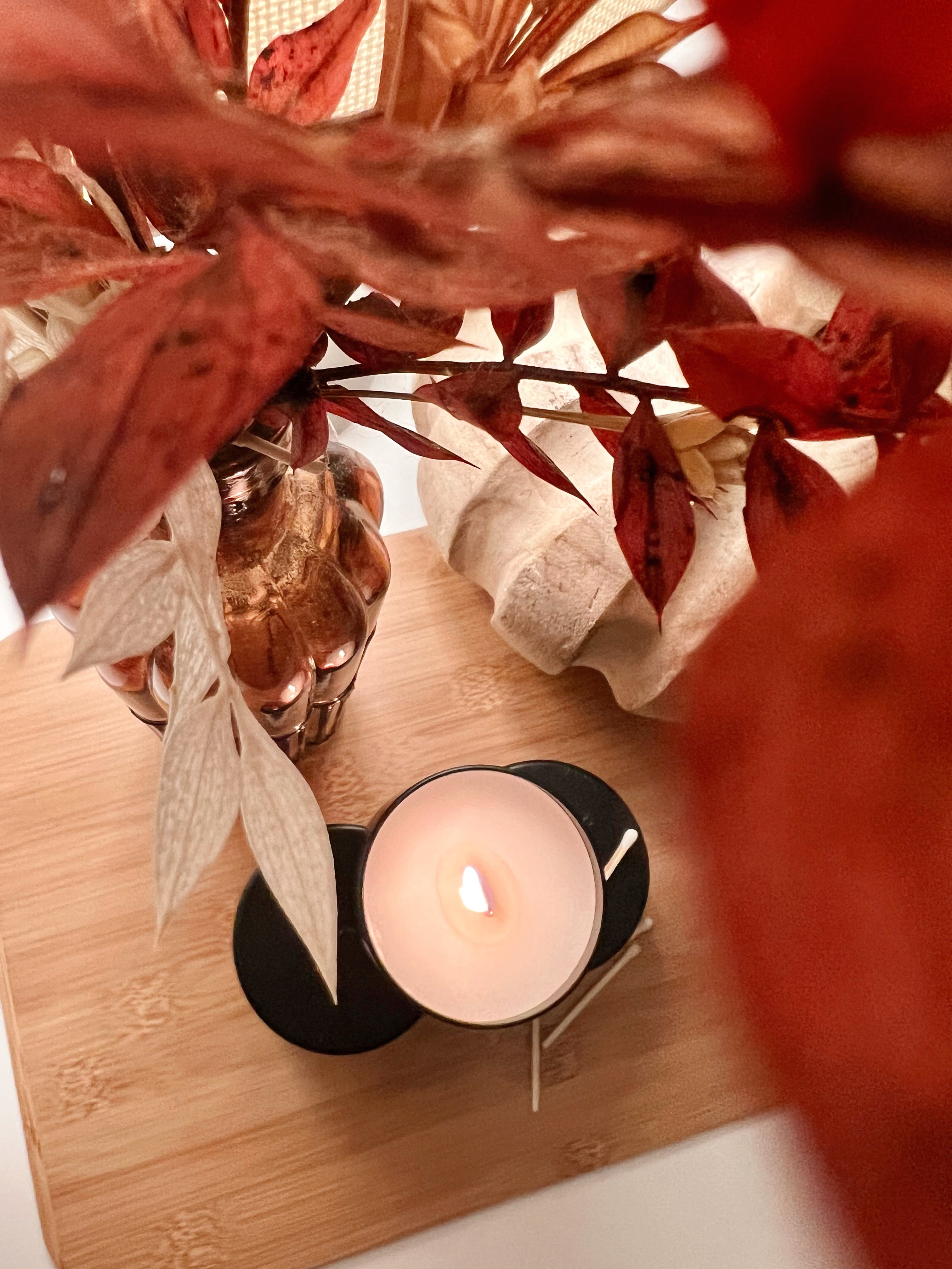 The Apple Pie | Black Candle Tin